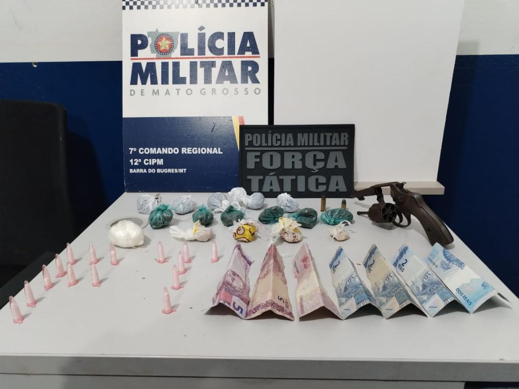Força Tática prende faccionado com drogas e arma de fogo em Barra do Bugres - 